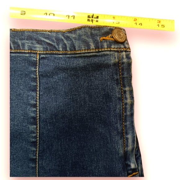 No Boundaries Denim Tulip Skirt 7Jr EUC - Picture 4 of 6